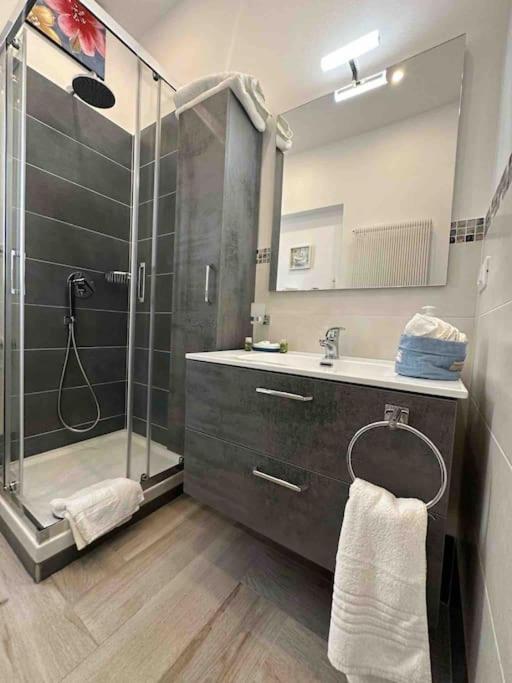 Family Flat Near Metro A Apartment โรม ภายนอก รูปภาพ